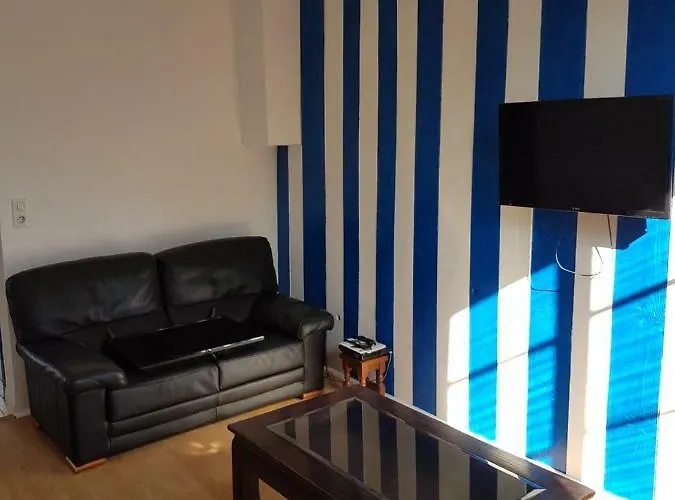 A Pied Au Coeur De *